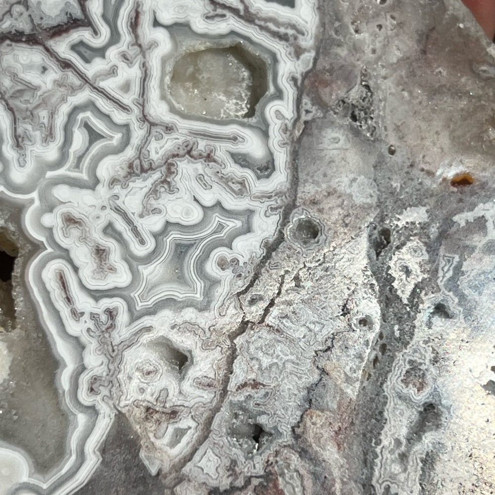 Mexican lace (1) agate slab with stand | crystal - Picture 14 of 14
